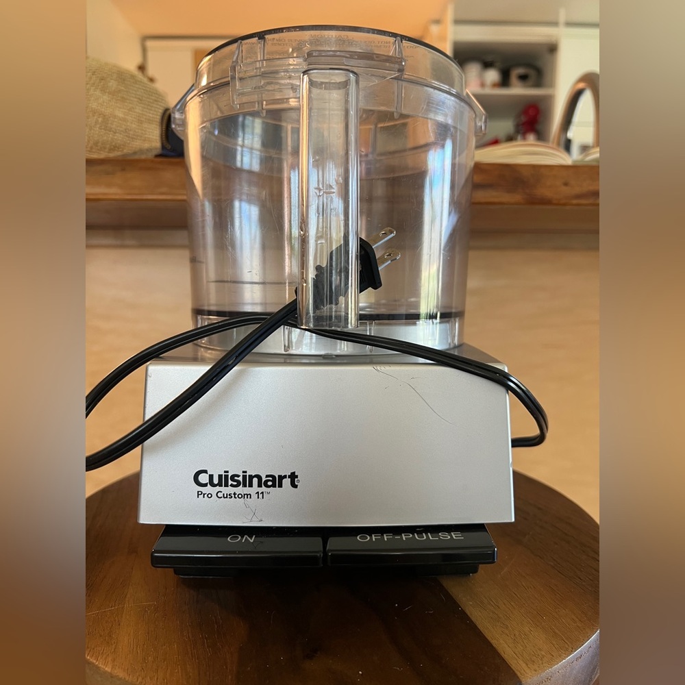 Cuisinart Pro Custom 11 Food Processor
